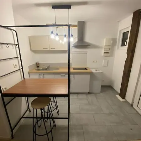 Apartment Joli Studio Proche Halles De - Wifi *