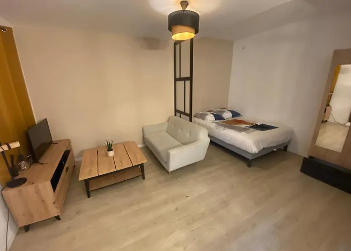 Appartement Joli Studio Proche Halles De - Wifi